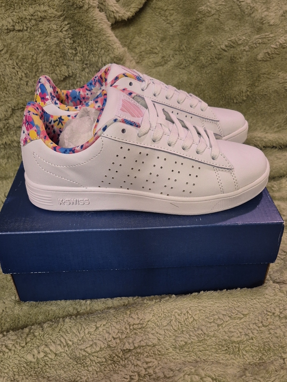K-Swiss White Leather Sneakers with Multicolor Floral Lining